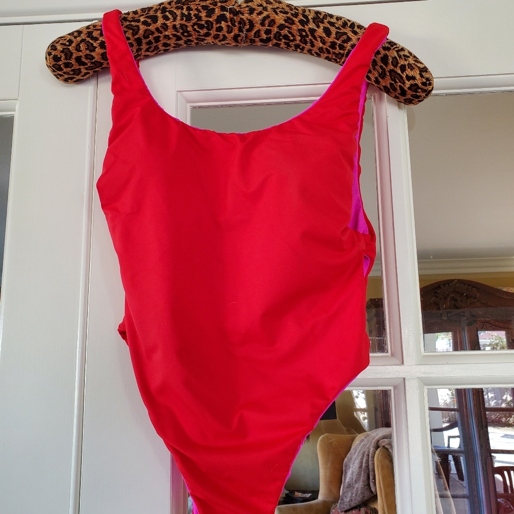 BRAND NEW BOSTON PROPER W/TAGS REVERSIBLE RED OR FUSHIA SWIM SUIT